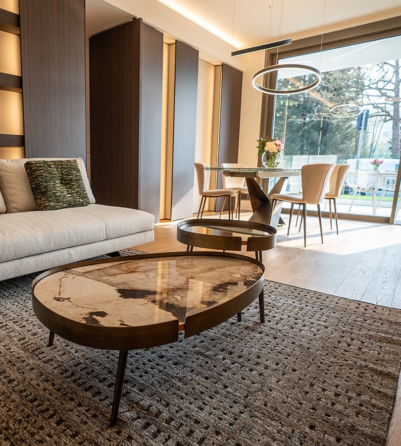 Appartamento Spazioso a Nembro Zona con Finestre Oversize